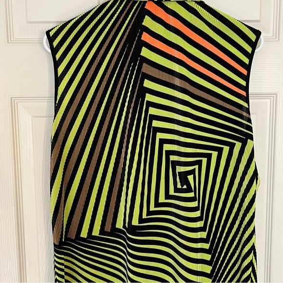 Showstopper Jamie Sadock top, EUC, Size XL - Picture 4 of 13